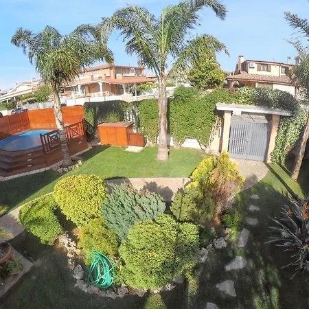 Cosy In With Private Pool
